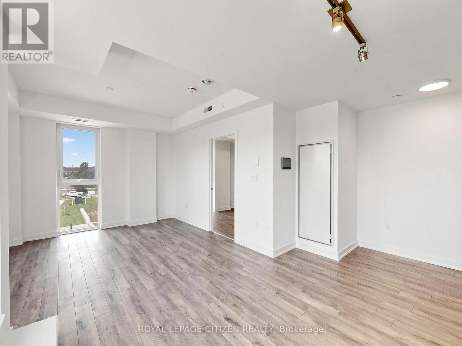 363 - 1005 Dundas Street E, Oakville, Ontario  L6H 8C7 - Photo 13 - W13084604