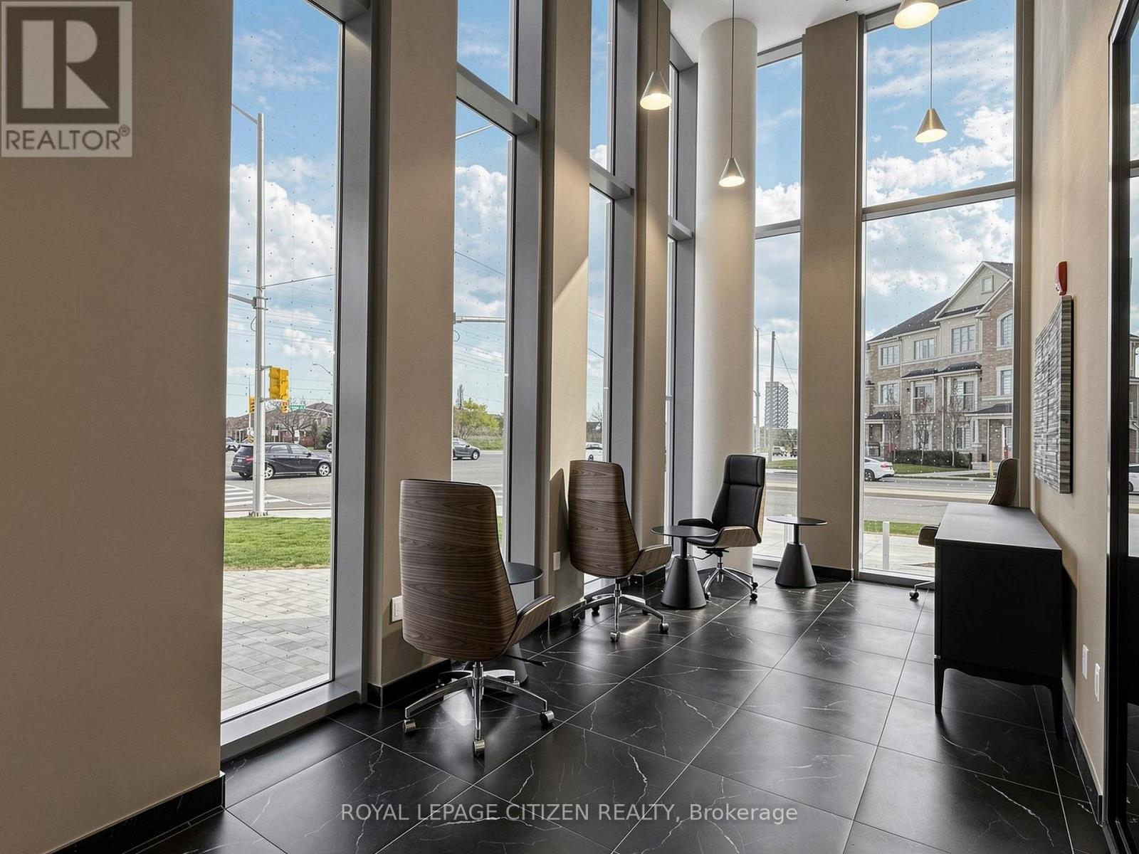 363 - 1005 Dundas Street E, Oakville, Ontario  L6H 8C7 - Photo 8 - W13084604