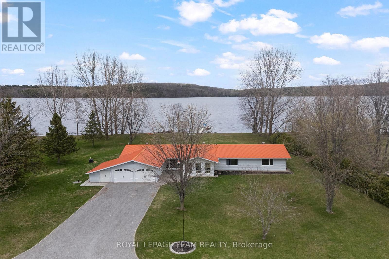 34 Bird Lake Trail, Whitewater Region, Ontario  K0J 1K0 - Photo 2 - X13106580