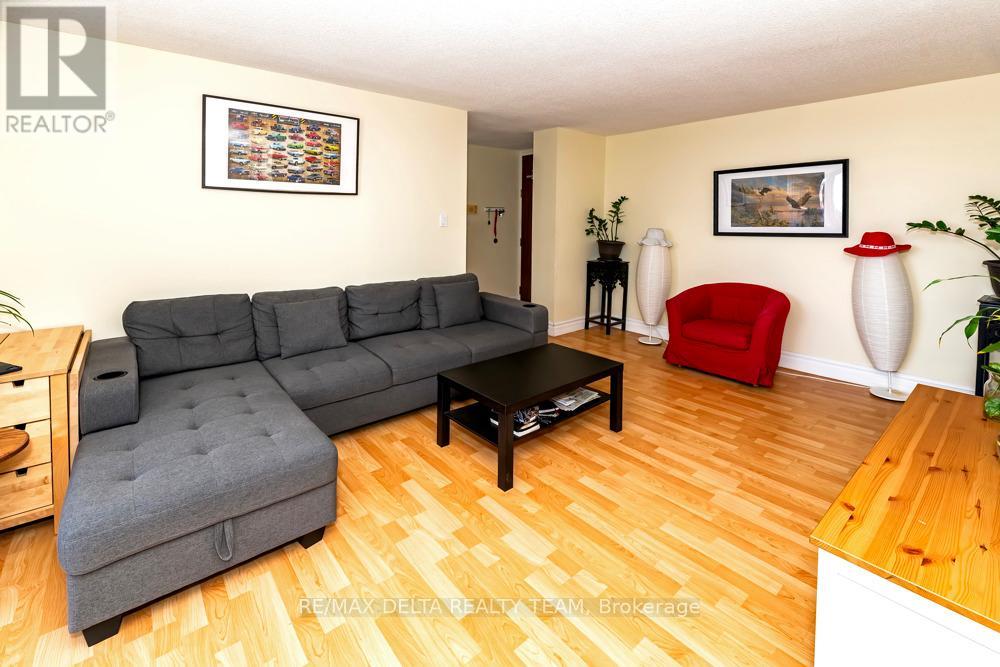402 - 2000 Jasmine Crescent, Ottawa, Ontario  K1J 8K4 - Photo 6 - X13106598