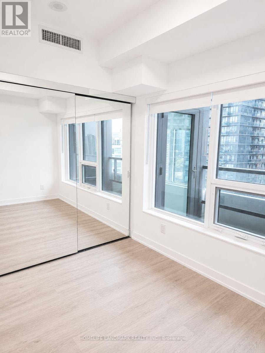 1703 - 609 Sherbourne Street, Toronto, Ontario  M4X 0A4 - Photo 13 - C13095664