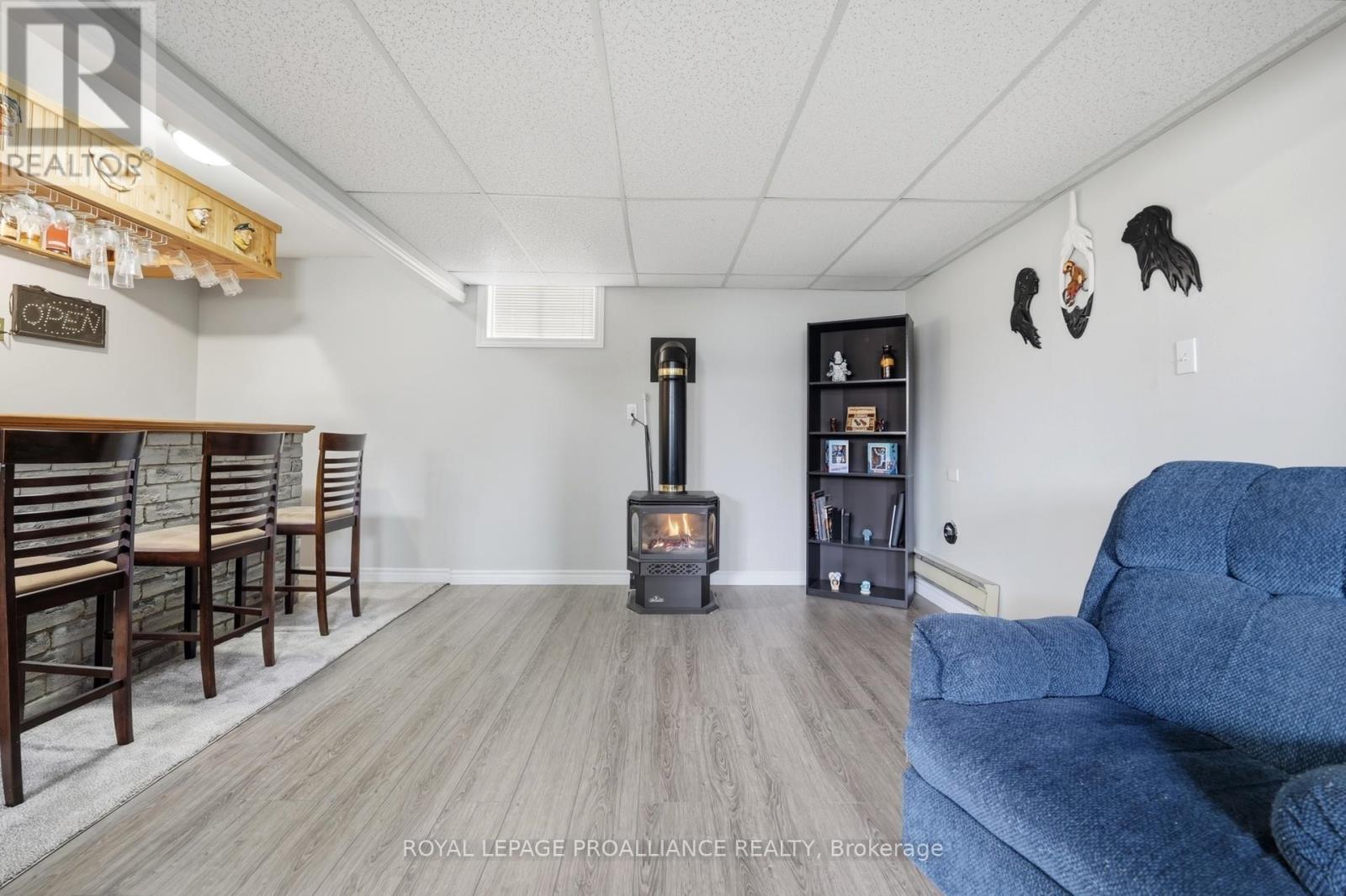 95 Centre Street, Quinte West, Ontario  K0K 2C0 - Photo 20 - X13096228