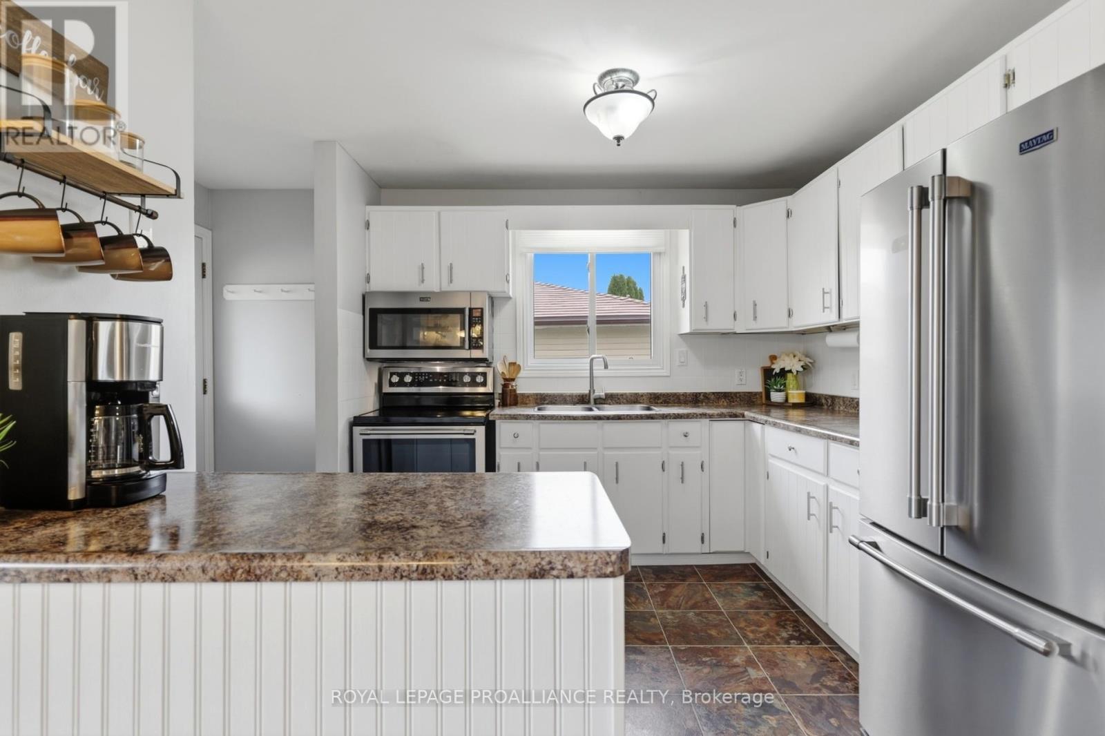 95 Centre Street, Quinte West, Ontario  K0K 2C0 - Photo 5 - X13096228