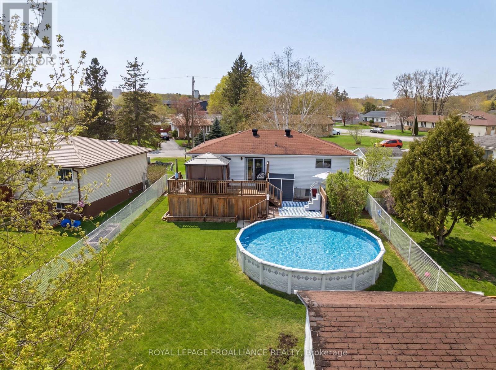 95 Centre Street, Quinte West, Ontario  K0K 2C0 - Photo 32 - X13096228