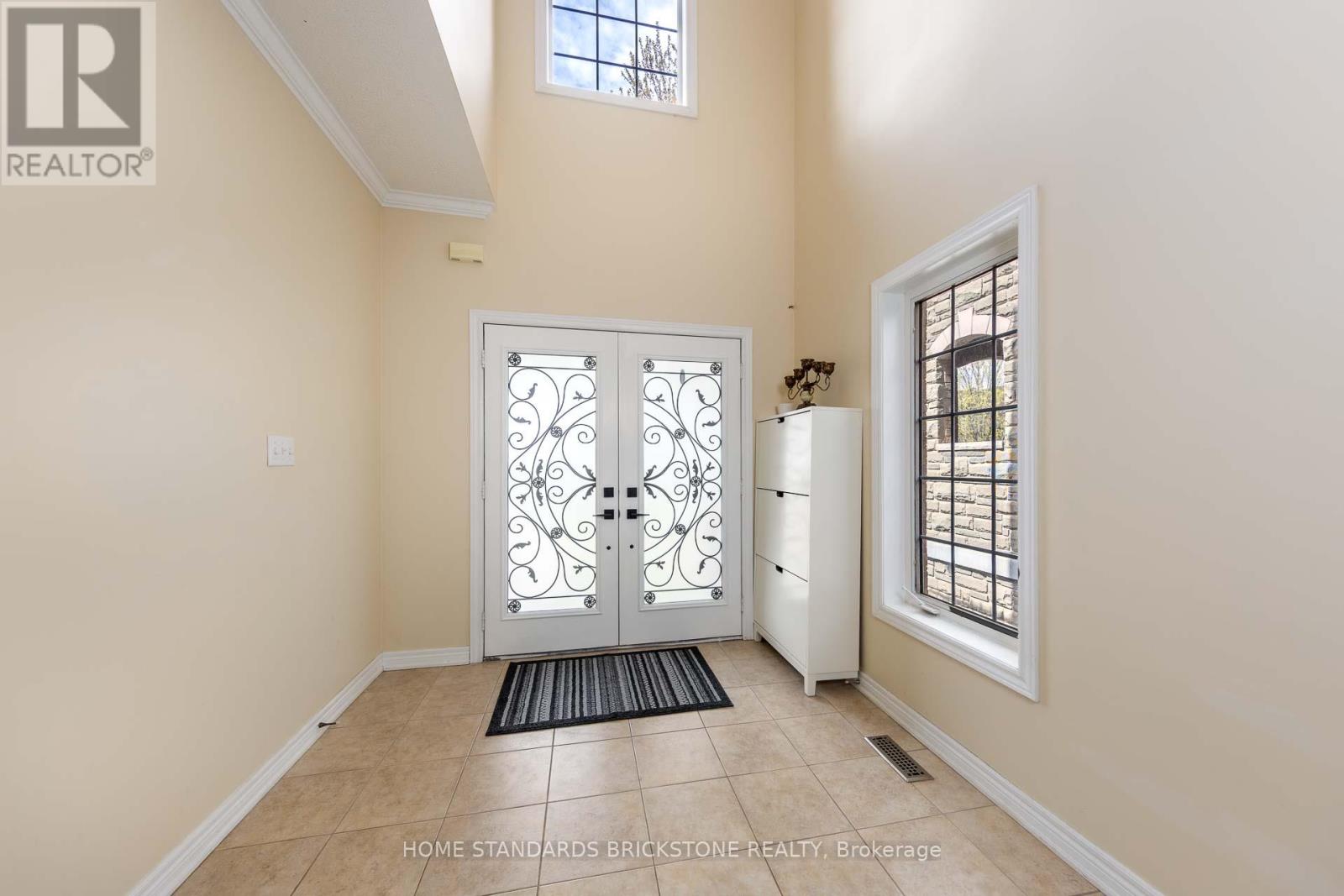 2445 Felhaber Crescent, Oakville, Ontario  L6H 7N8 - Photo 4 - W13106570