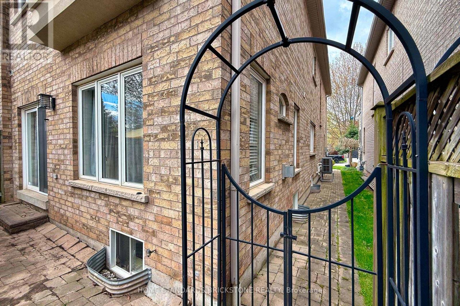 2445 Felhaber Crescent, Oakville, Ontario  L6H 7N8 - Photo 40 - W13106570