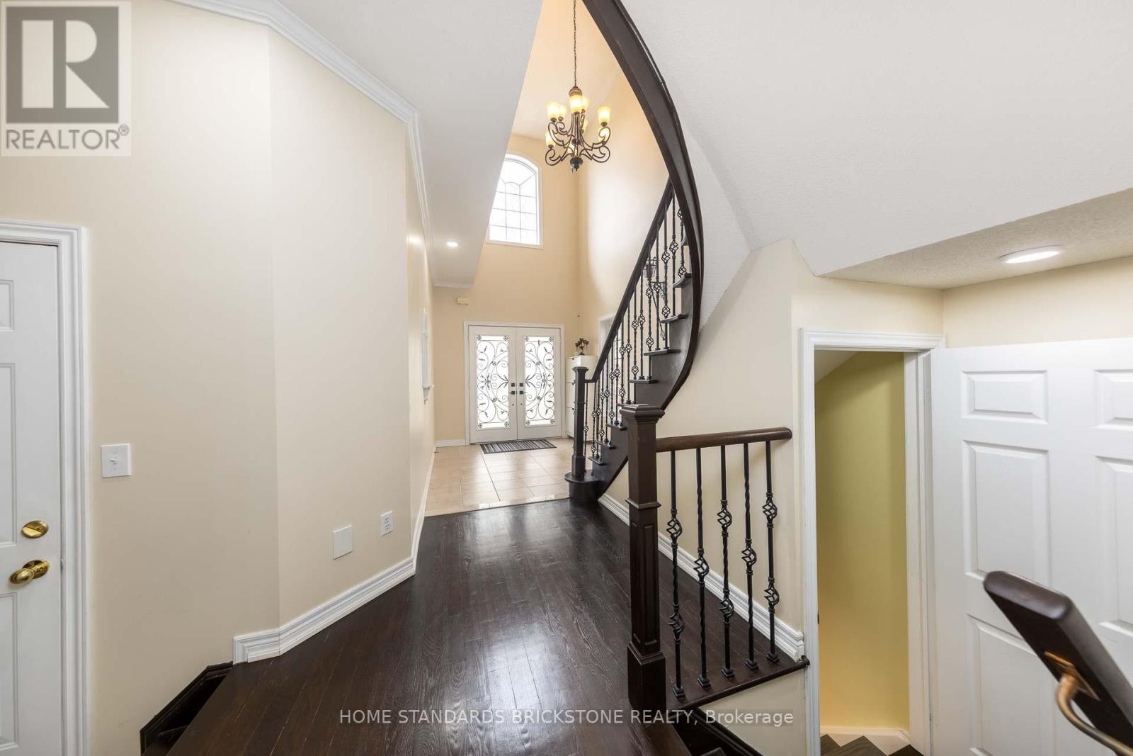 2445 Felhaber Crescent, Oakville, Ontario  L6H 7N8 - Photo 6 - W13106570