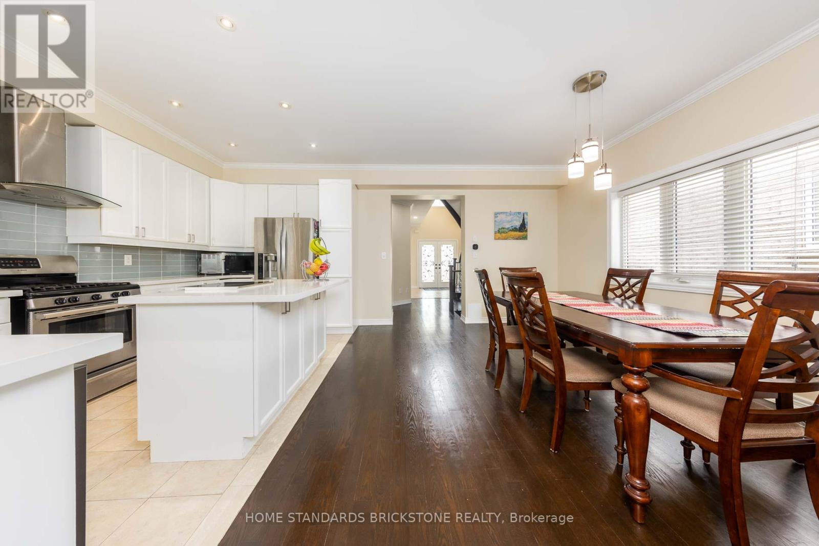 2445 Felhaber Crescent, Oakville, Ontario  L6H 7N8 - Photo 9 - W13106570