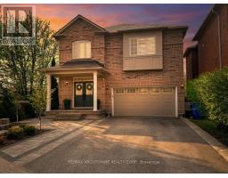 85 EARL STEWART DRIVE, Aurora, Ontario