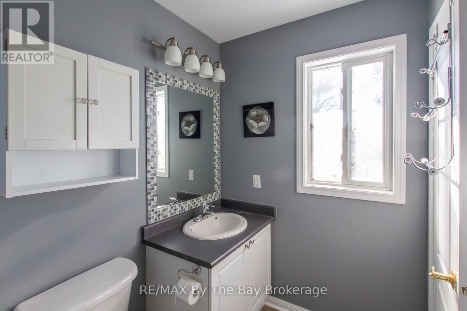 70 Rose Valley Way, Wasaga Beach, Ontario  L9Z 3C4 - Photo 17 - S12842954