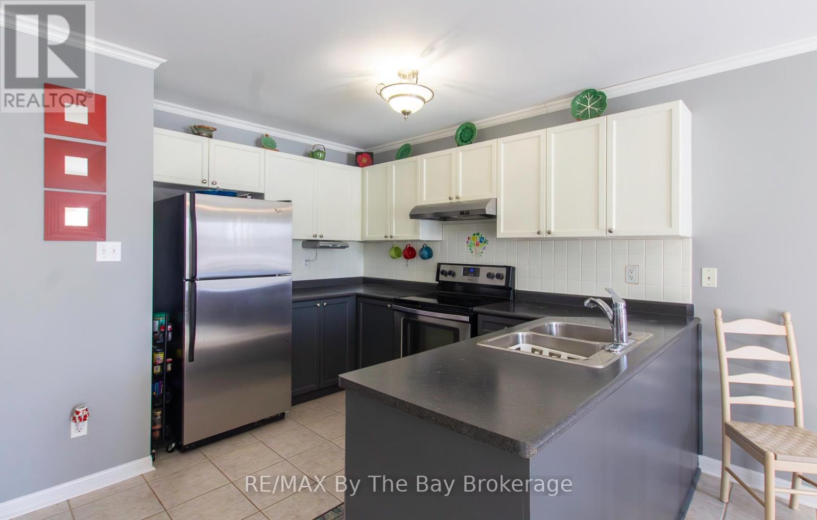 70 Rose Valley Way, Wasaga Beach, Ontario  L9Z 3C4 - Photo 5 - S12842954