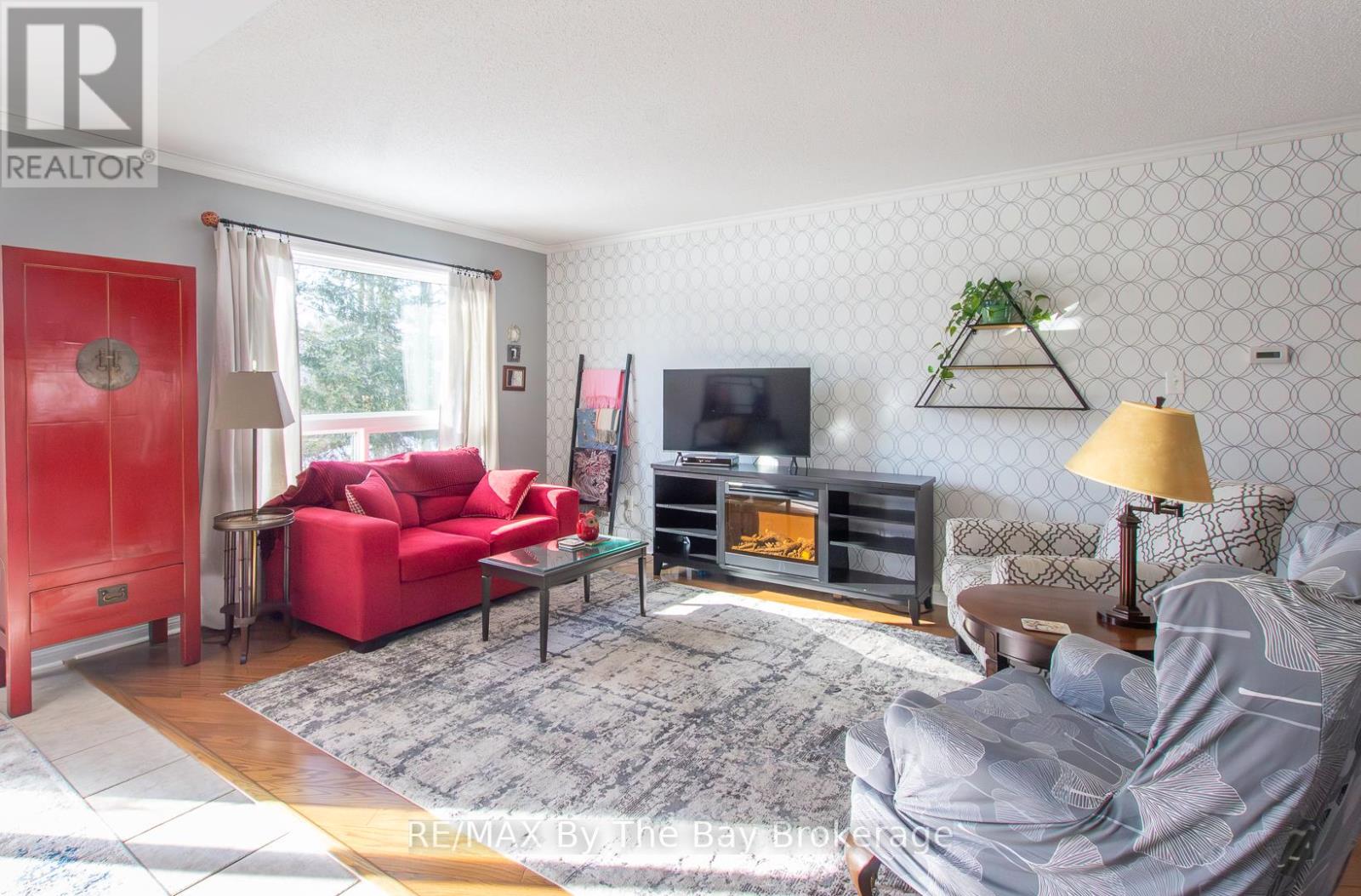 70 Rose Valley Way, Wasaga Beach, Ontario  L9Z 3C4 - Photo 7 - S12842954