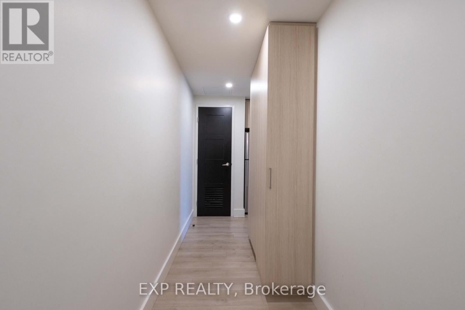 928 - 145 Columbia Street W, Waterloo, Ontario  N2L 0K7 - Photo 2 - X13072144
