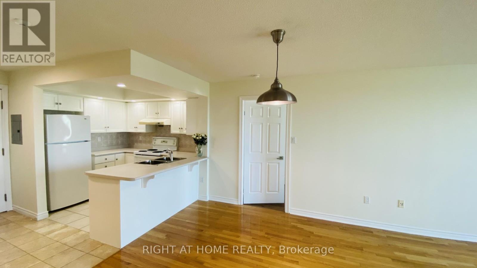 2133 - 125 Omni Drive, Toronto, Ontario  M1P 5A9 - Photo 18 - E13106628