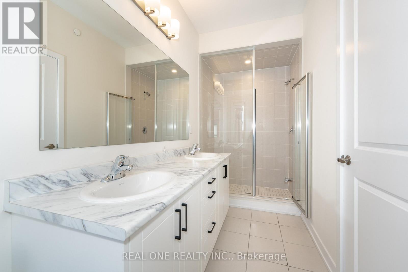 28 Credit Lane, Richmond Hill, Ontario  L4E 1G9 - Photo 17 - N13106610