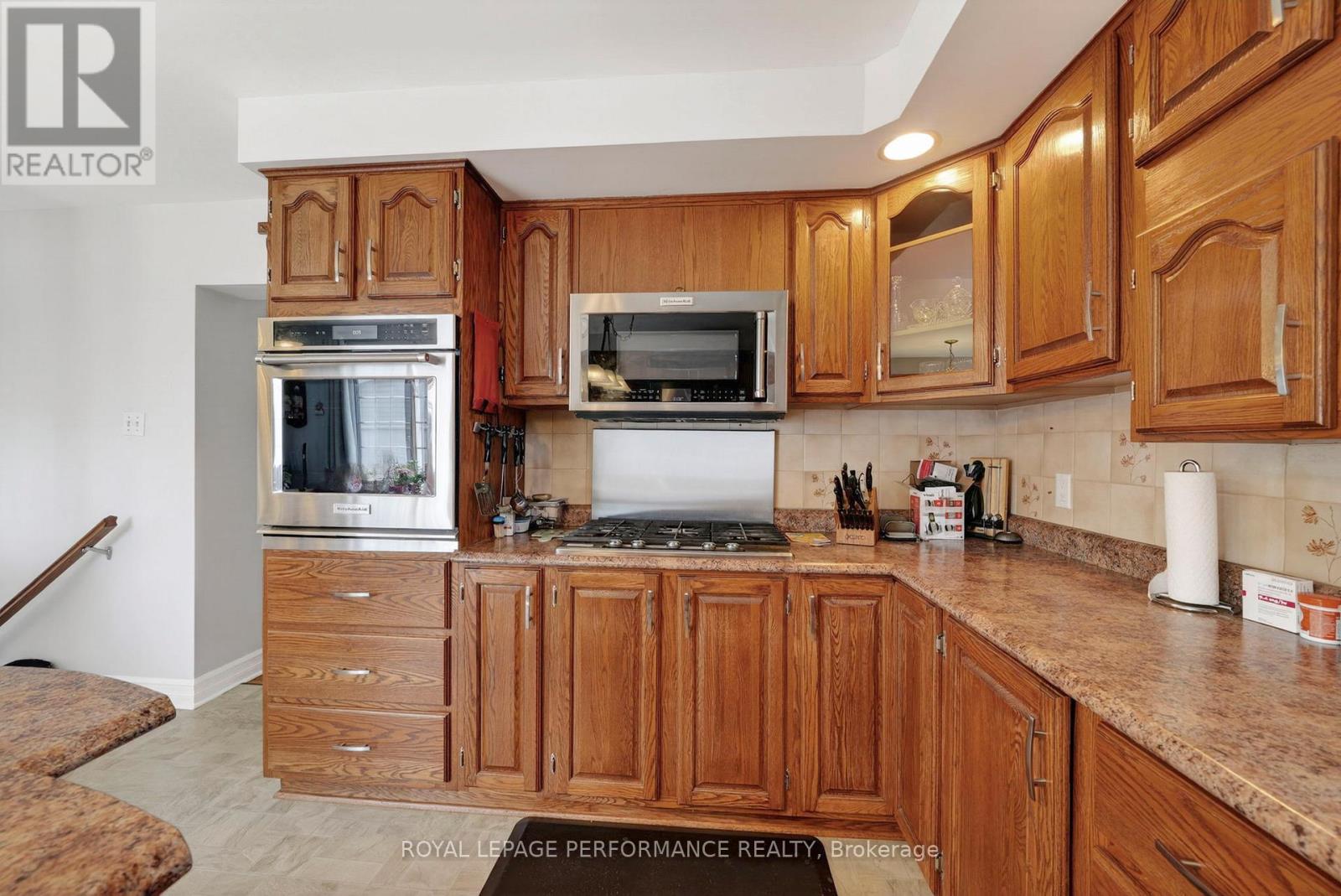 617 Augustus Street, Cornwall, Ontario  K6J 3X2 - Photo 9 - X13106622