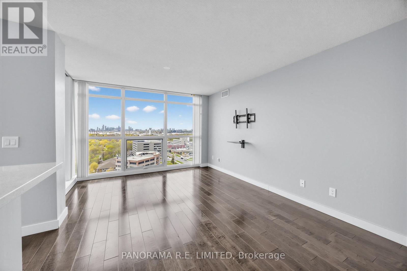 1509 - 225 Sherway Gardens Road, Toronto, Ontario  M9C 0A3 - Photo 2 - W13106624