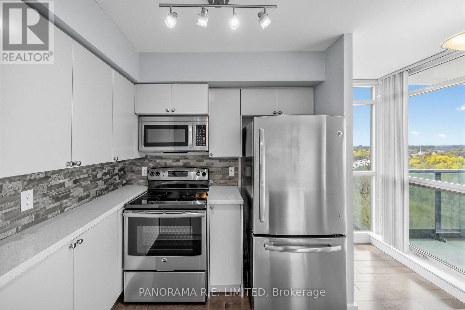 1509 - 225 Sherway Gardens Road, Toronto, Ontario  M9C 0A3 - Photo 8 - W13106624