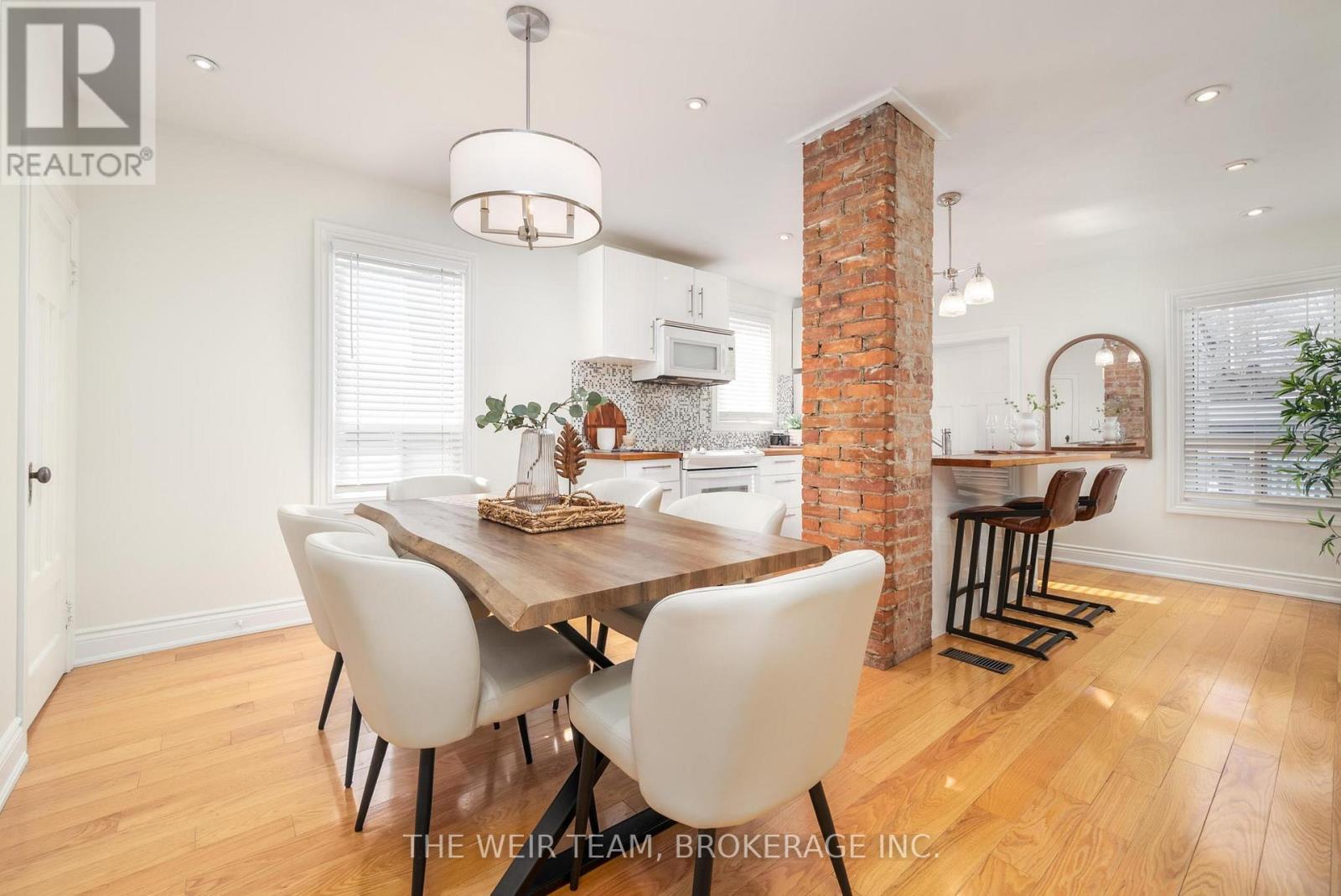 10 ELDON AVENUE, Toronto, Ontario