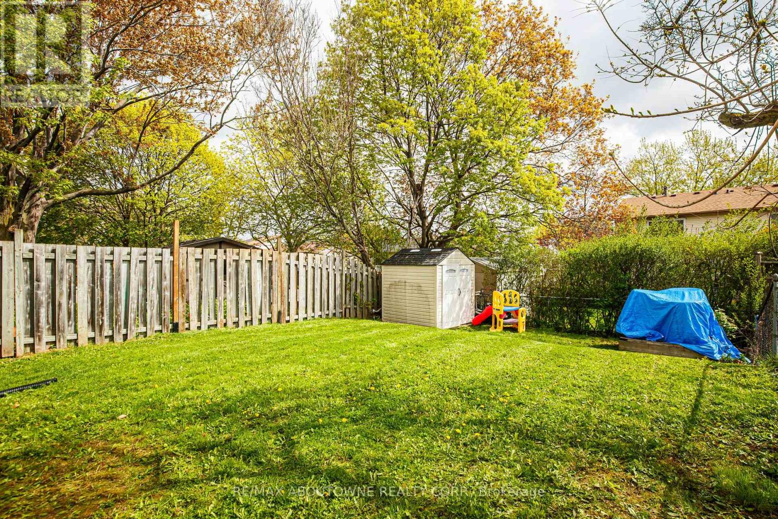 2367 Middlesmoor Crescent, Burlington, Ontario  L7P 3X4 - Photo 30 - W13102420