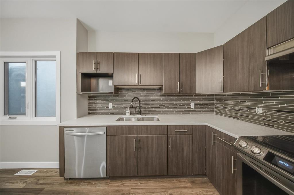 70 Sawka Bay, Winnipeg, Manitoba  R2R 3A6 - Photo 7 - 202609947