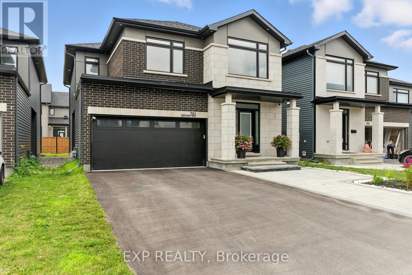 701 Odyssey Way, Ottawa, Ontario  K1T 0V3 - Photo 3 - X13007314