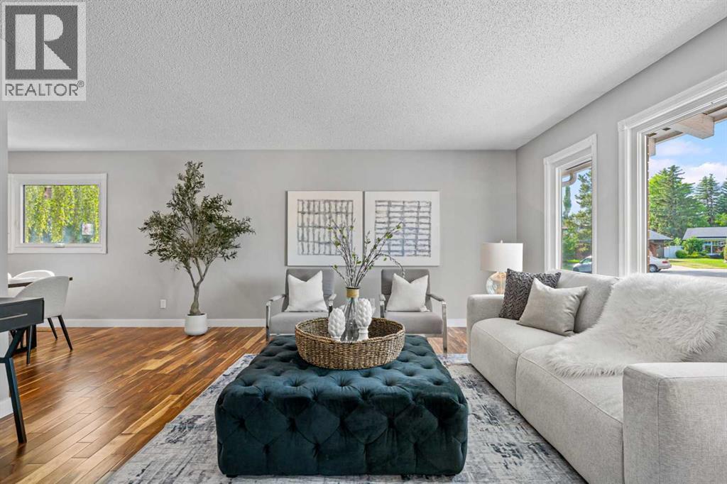308 Parkridge Green Se, Calgary, Alberta  T2J 5G2 - Photo 3 - A2293754