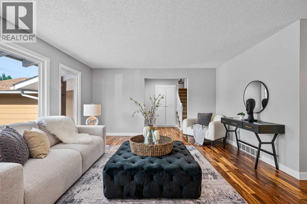 308 Parkridge Green Se, Calgary, Alberta  T2J 5G2 - Photo 4 - A2293754