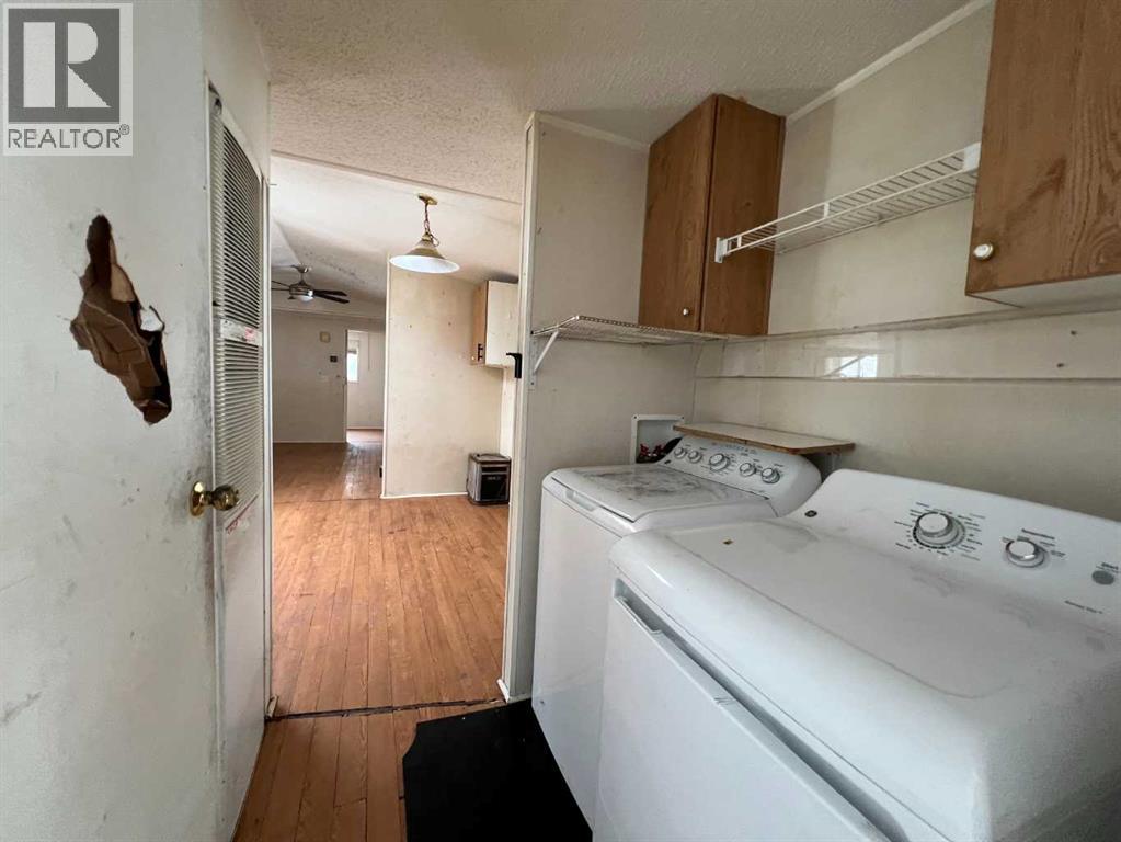 5010 49 Avenue, Robb, Alberta  T7E 1X0 - Photo 12 - A2300885