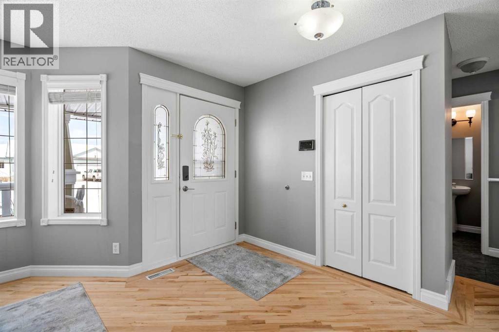27 Henderson Road Ne, Langdon, Alberta  T0J 1X1 - Photo 8 - A2296916