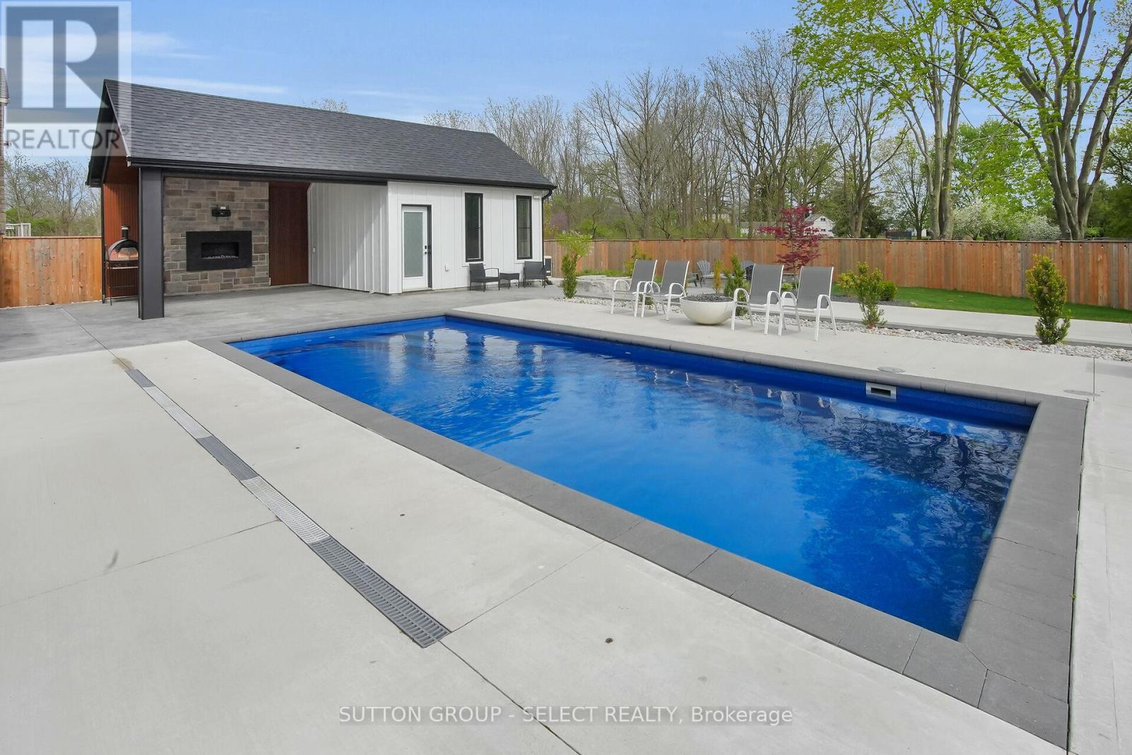 48 Royal Crescent, Southwold, Ontario  N5P 3T2 - Photo 45 - X13106702