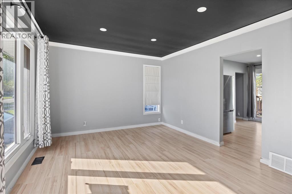 1515 Tourangeau ROAD Windsor Ontario Canada N8Y4J5 2