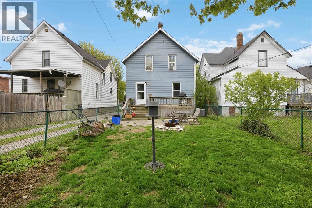 173 Mitton Street South, Sarnia, Ontario  N7T 3C8 - Photo 3 - 26010393