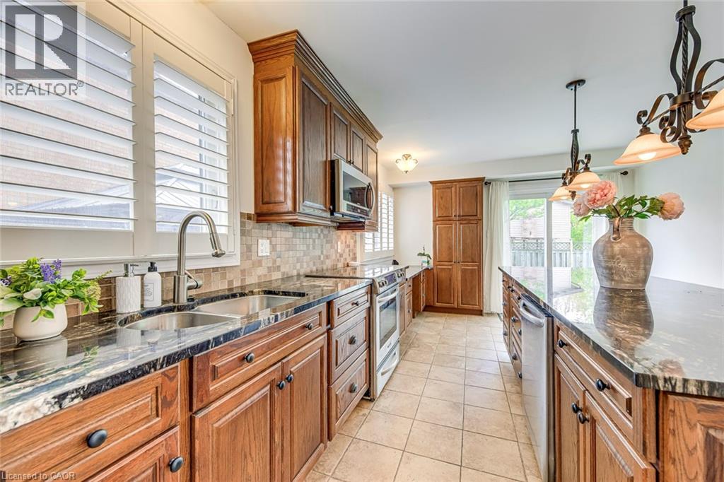 43 Niska Drive, Waterdown, Ontario  L0R 2H3 - Photo 15 - 40828184