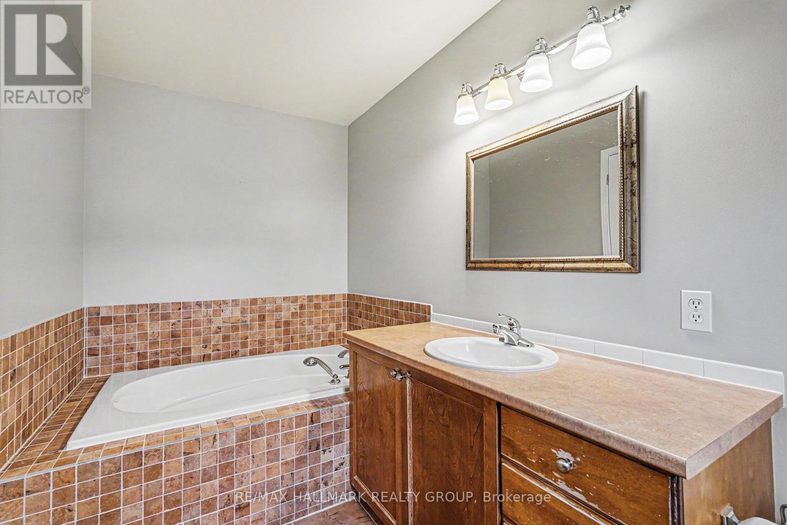 1055 Candlewood Street, Ottawa, Ontario  K4A 5E9 - Photo 21 - X13106650