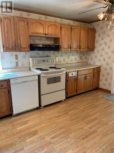 68 Eastville Avenue, Toronto, Ontario  M1M 2N9 - Photo 2 - E13106640