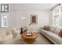 41 FIRSTBROOKE ROAD, Toronto, Ontario