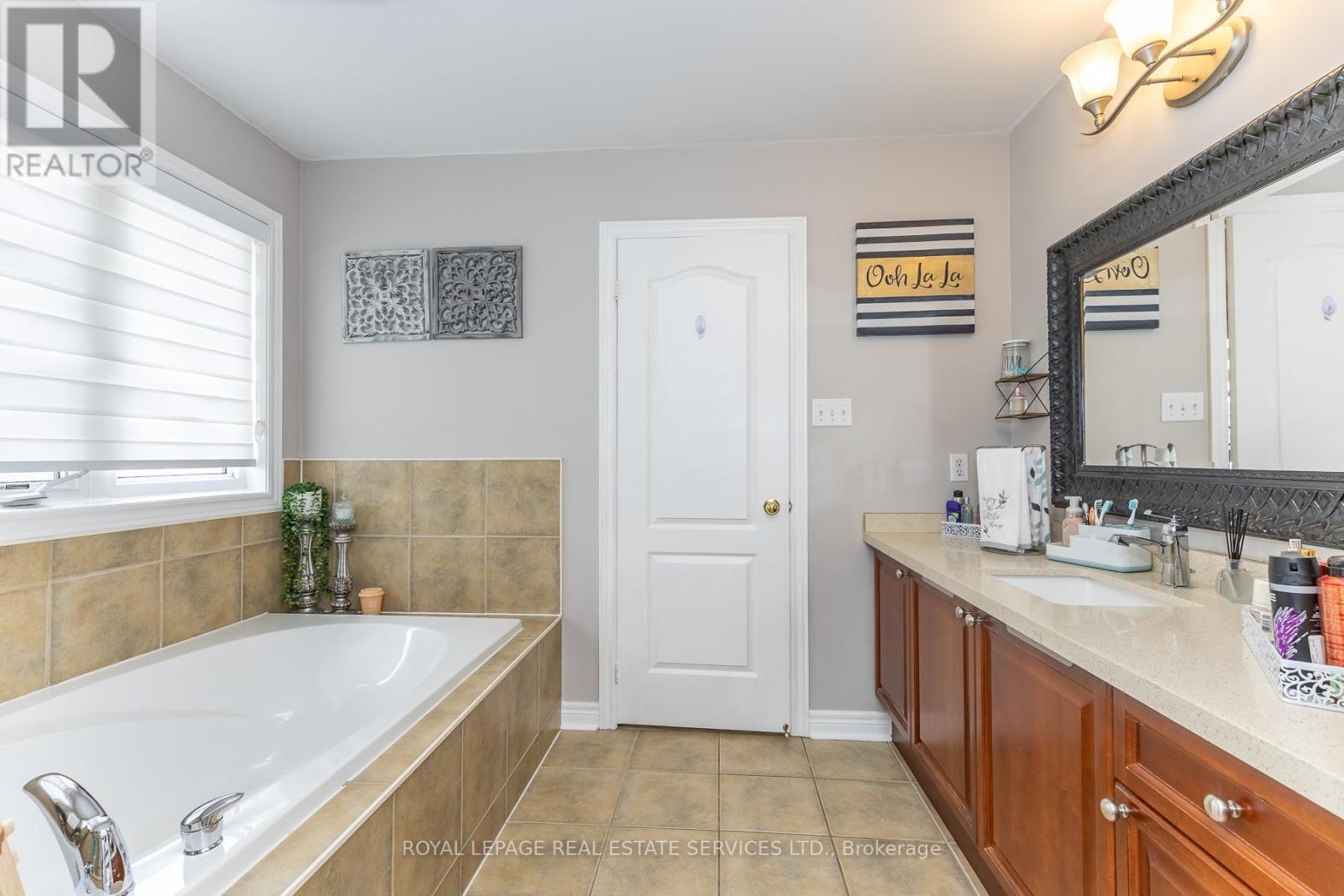 1218 Costigan Road, Milton, Ontario  L9T 6N8 - Photo 21 - W13105898