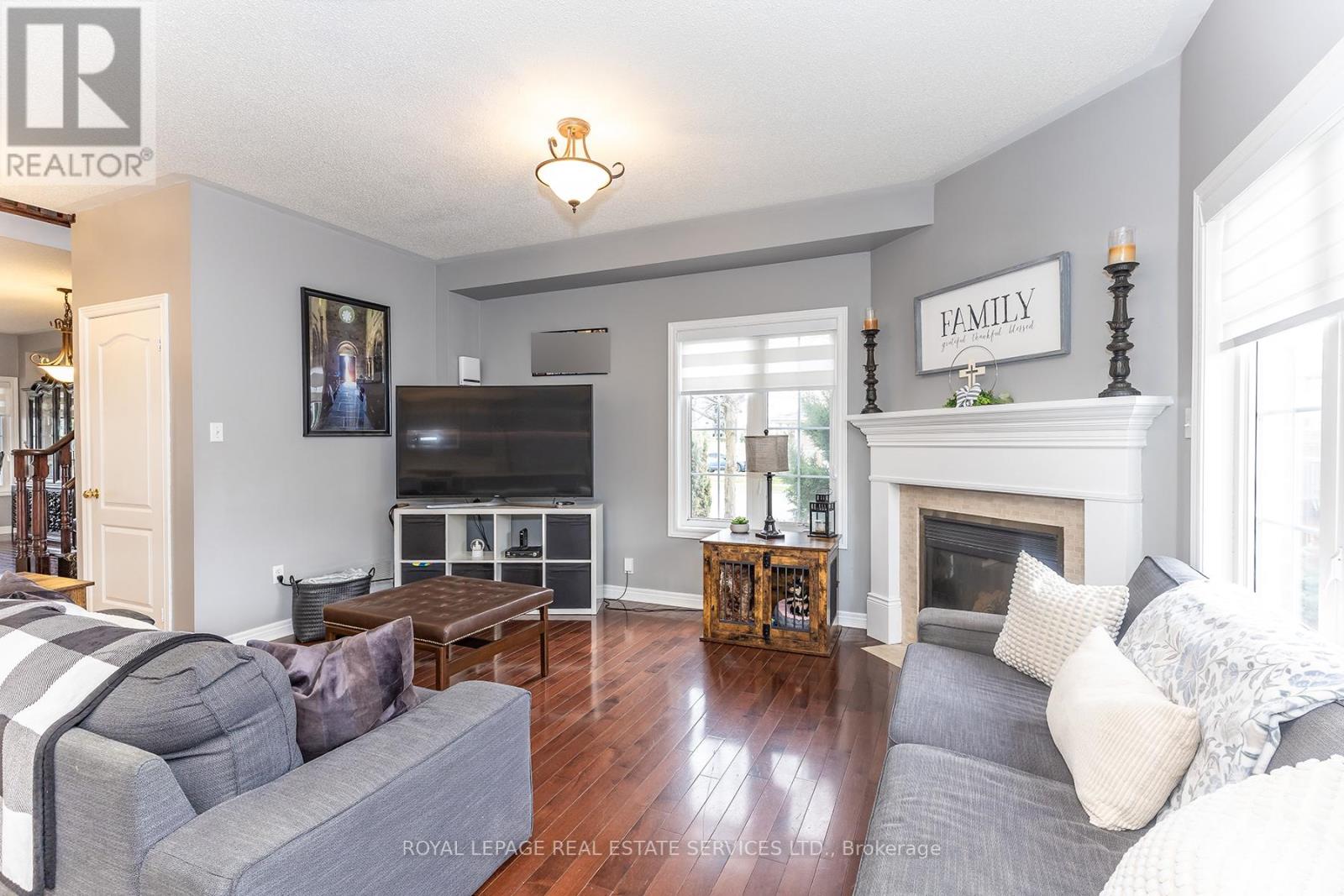 1218 Costigan Road, Milton, Ontario  L9T 6N8 - Photo 5 - W13105898