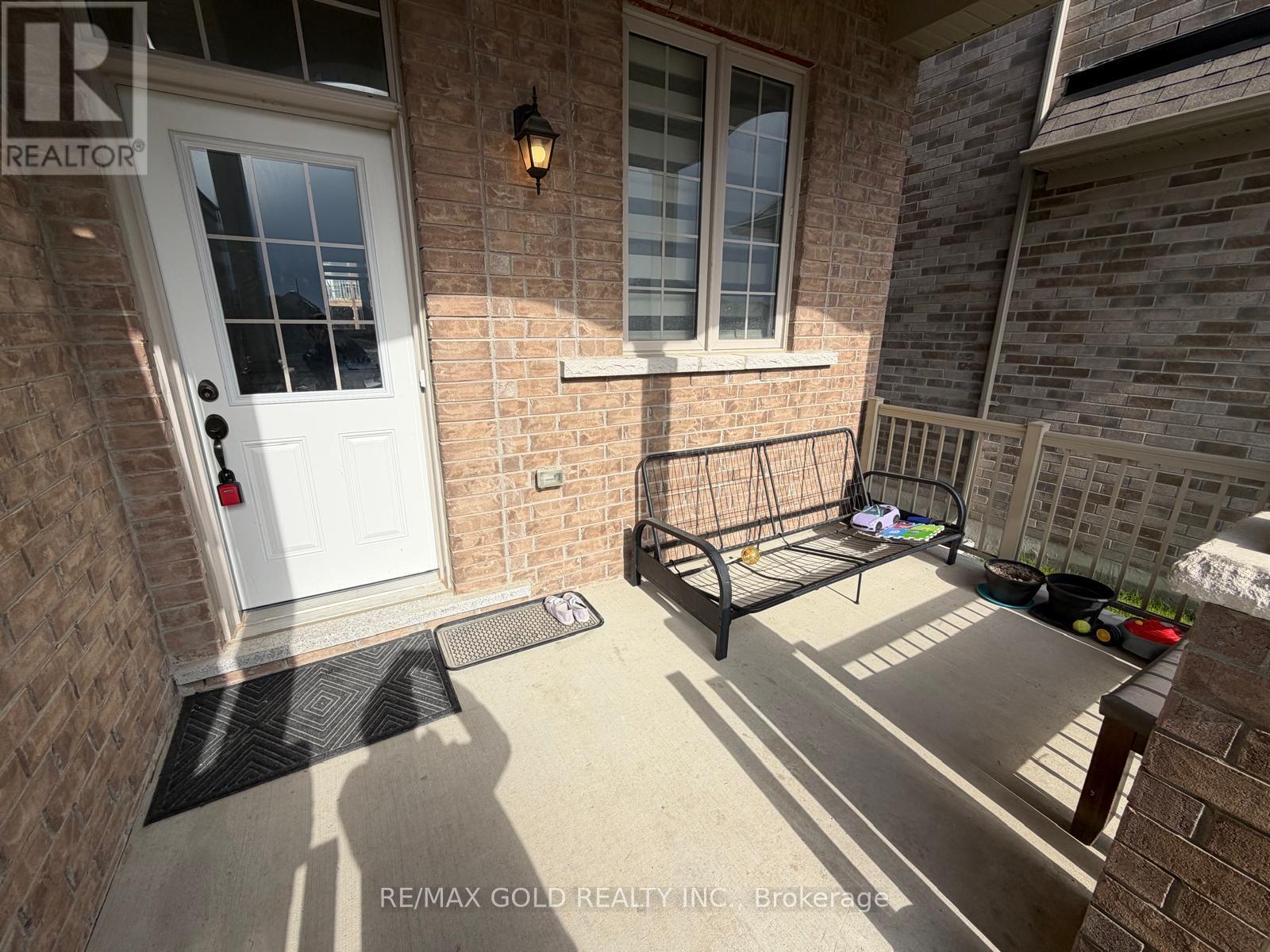 31 Lawrence D. Pridham Avenue, New Tecumseth, Ontario  L9R 0X1 - Photo 3 - N13106688