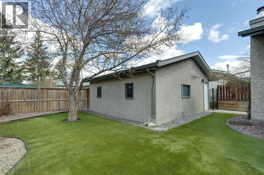 145 Alpine Crescent SE, Airdrie, Alberta  T4B 1L5 - Photo 31 - A2308451