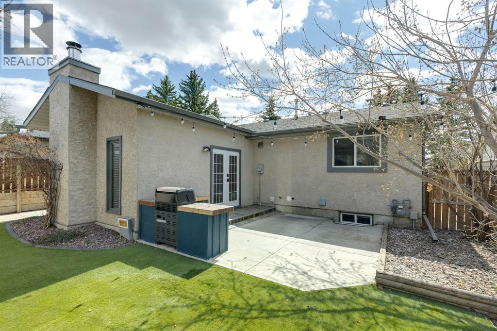 145 Alpine Crescent SE, Airdrie, Alberta  T4B 1L5 - Photo 35 - A2308451