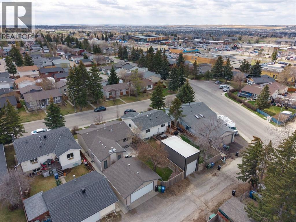 145 Alpine Crescent SE, Airdrie, Alberta  T4B 1L5 - Photo 8 - A2308451