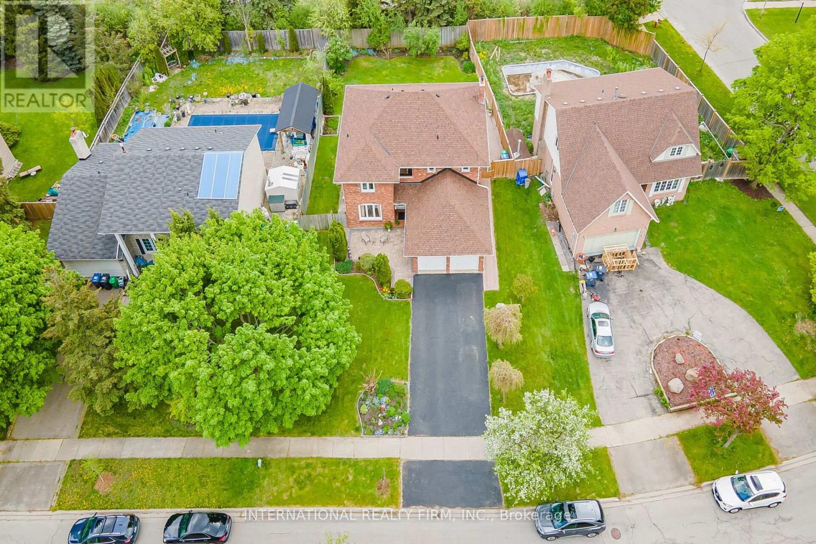 1236 Fleet Street, Mississauga, Ontario  L5H 3P5 - Photo 2 - W13106646