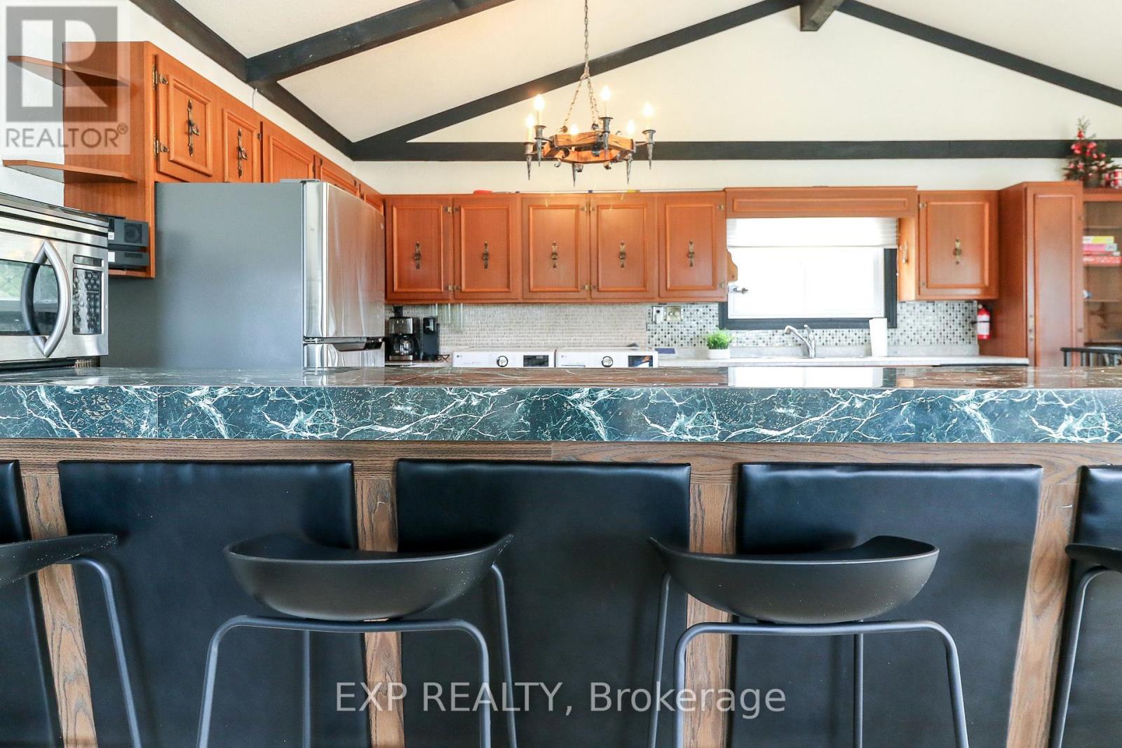 104 Kinsey Place, Blue Mountains, Ontario  L9Y 0R4 - Photo 38 - X13106648