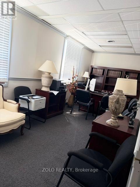 202 - 4786 Queen Street, Niagara Falls, Ontario  L2E 2M3 - Photo 6 - X13106670