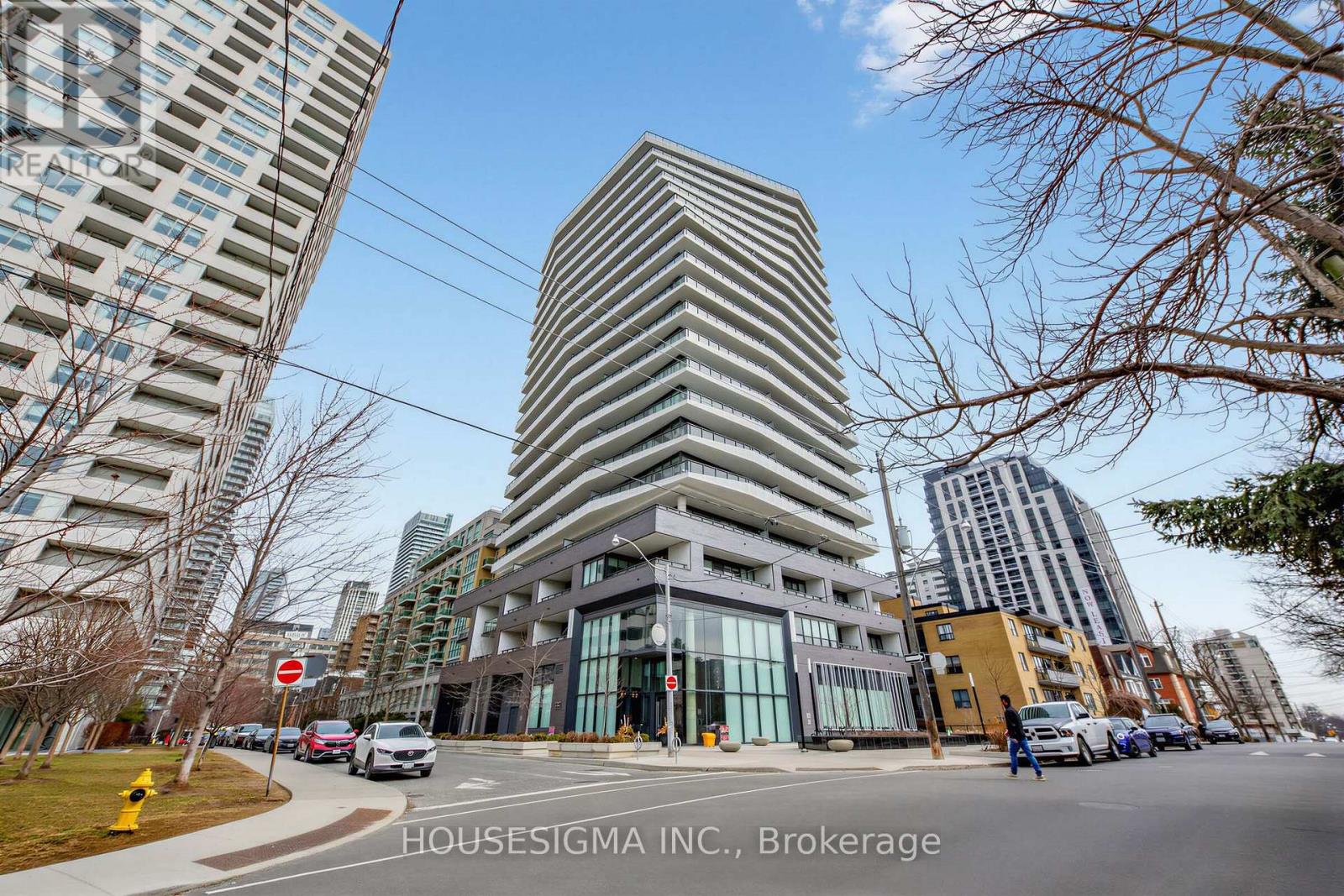 310 - 11 LILLIAN STREET, Toronto, Ontario