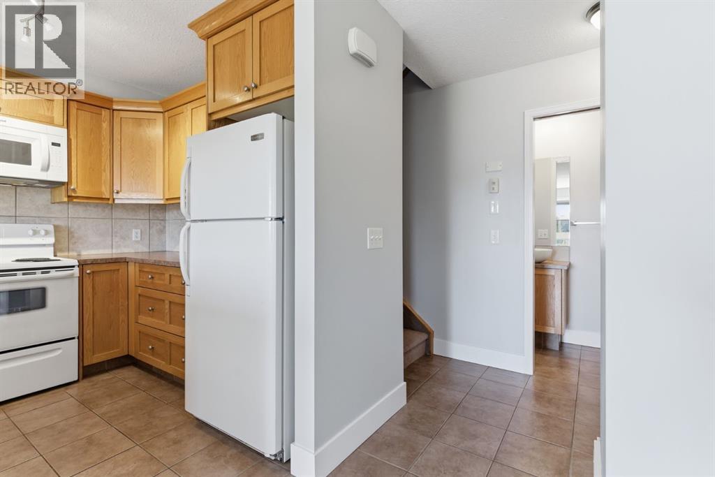 207, 323 Fourth Avenue, Strathmore, Alberta  T1P 1B5 - Photo 16 - A2307331