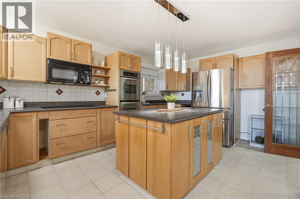 694 Mullin Way, Burlington, Ontario  L7L 4J7 - Photo 22 - 40823294