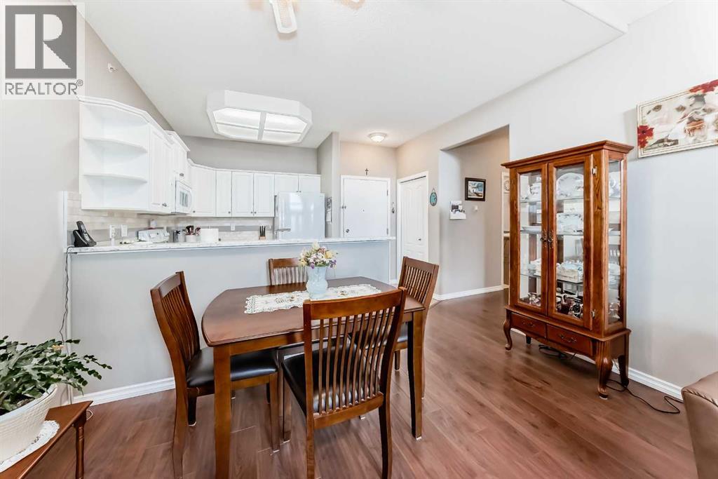 2122, 2122 Patterson View Sw, Calgary, Alberta  T3H 3J9 - Photo 14 - A2309029